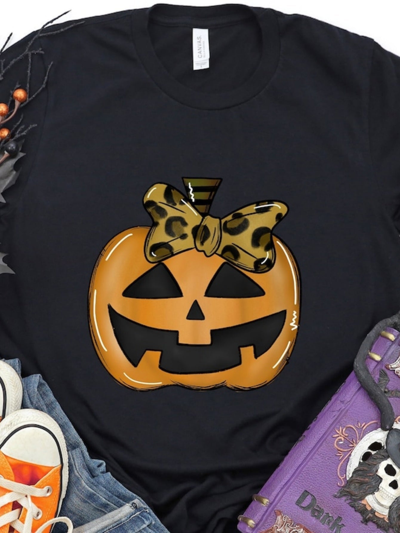 Men's Graphic T-Shirt Halloween Pumpkin With Leopard Print Bow Tied Gracefully Smiling Under Autumn Night Pumpkin