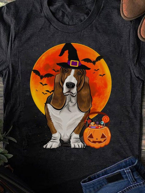 Men's Graphic T-Shirt Halloween Full Moon With Basset Hound Witch And Pumpkin