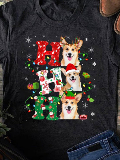 Men's Graphic T-Shirt Smiling Corgis Wearing Festive Holiday Hats Surrounded By Christmas Lights